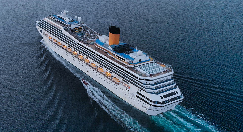 Crucero en el mar